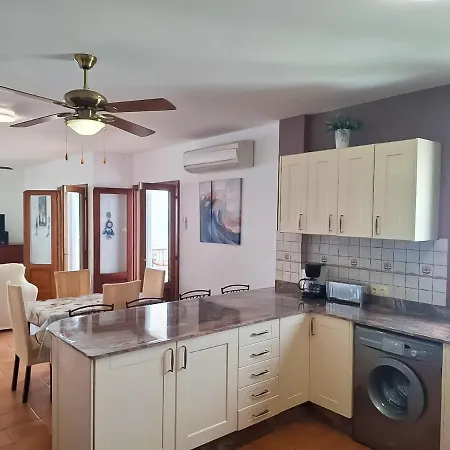 Διαμέρισμα Comfort - 5 Minutes Walking To Marina Rubicon *